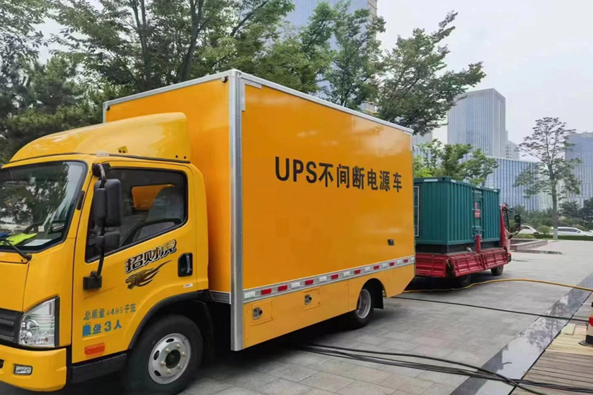 富民发电机出租_COPY